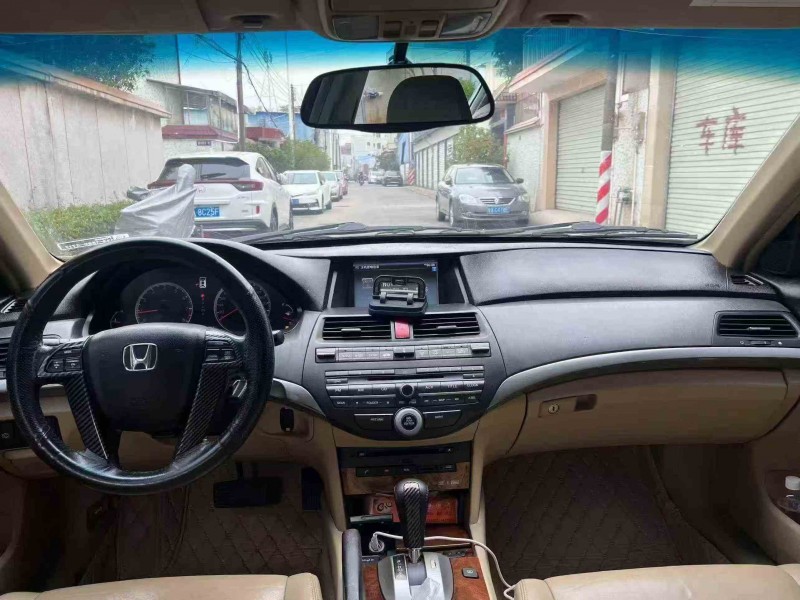 汕頭12年本田雅閣6