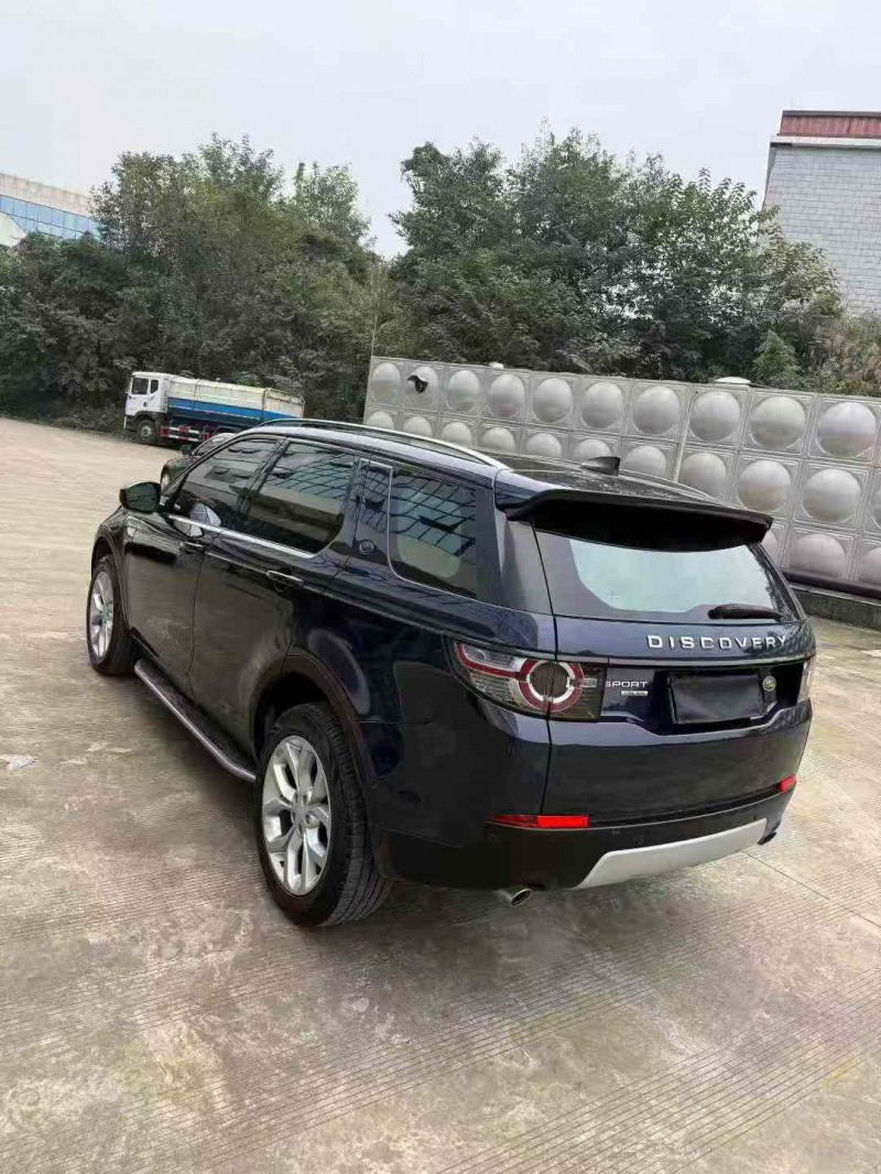 乐山17年路虎发现神行4