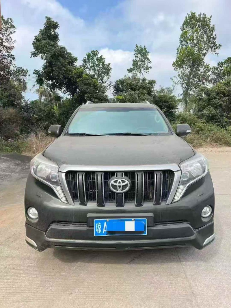深圳16年丰田普拉多1