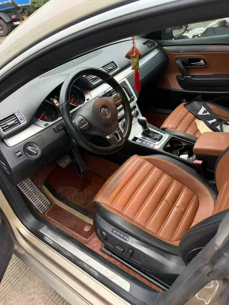 乐山15年大众CC3