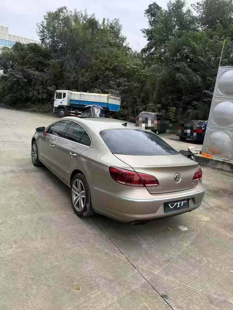 乐山15年大众CC5