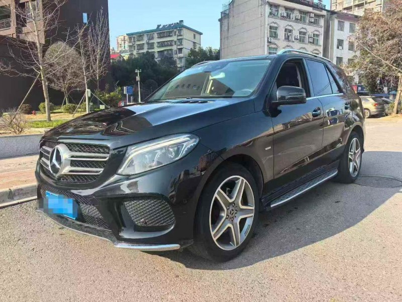 黄石18年奔驰GLE2