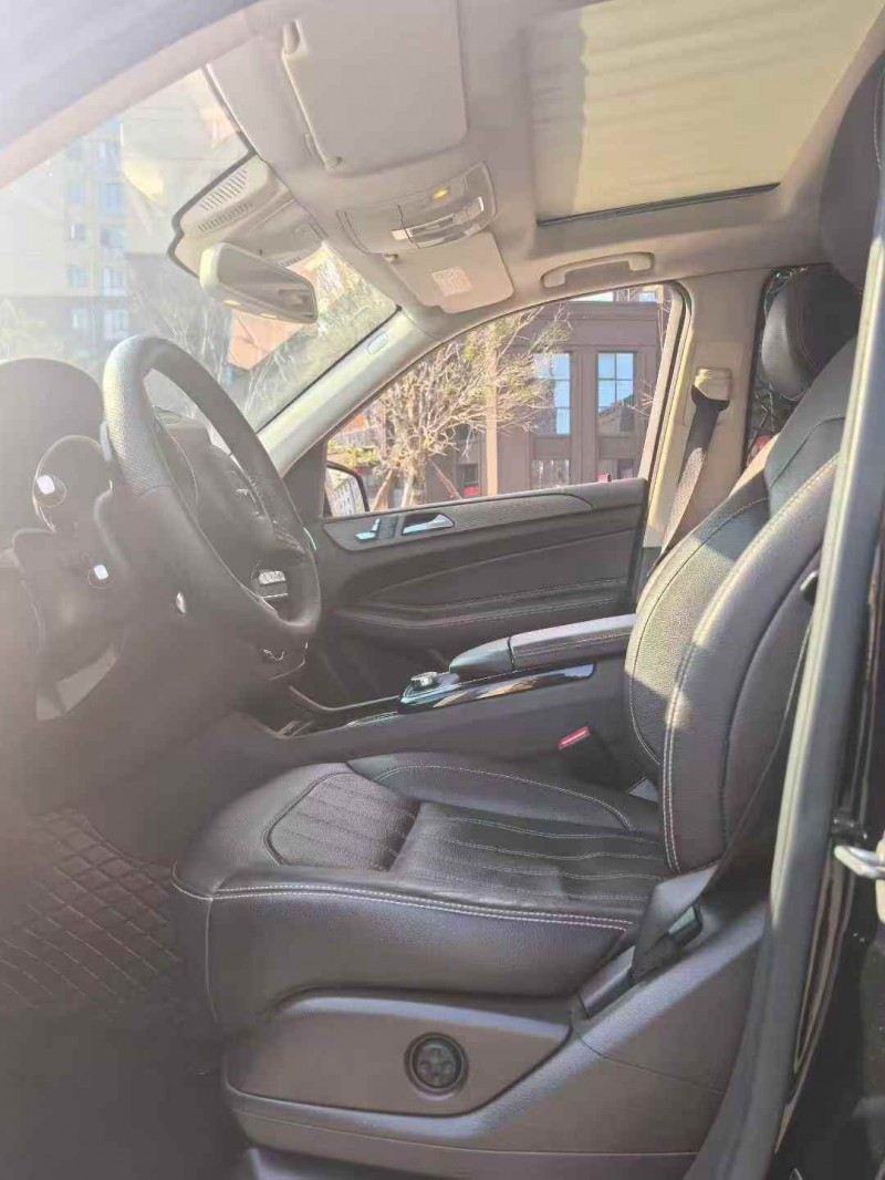 黄石18年奔驰GLE3