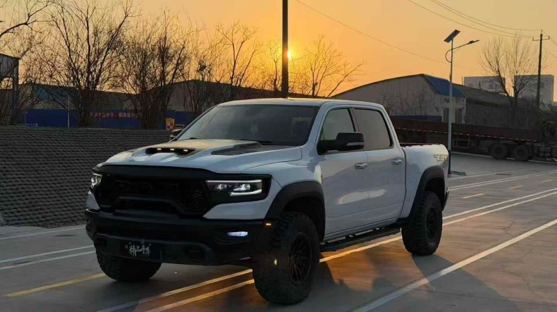 濰坊19年道奇公羊2