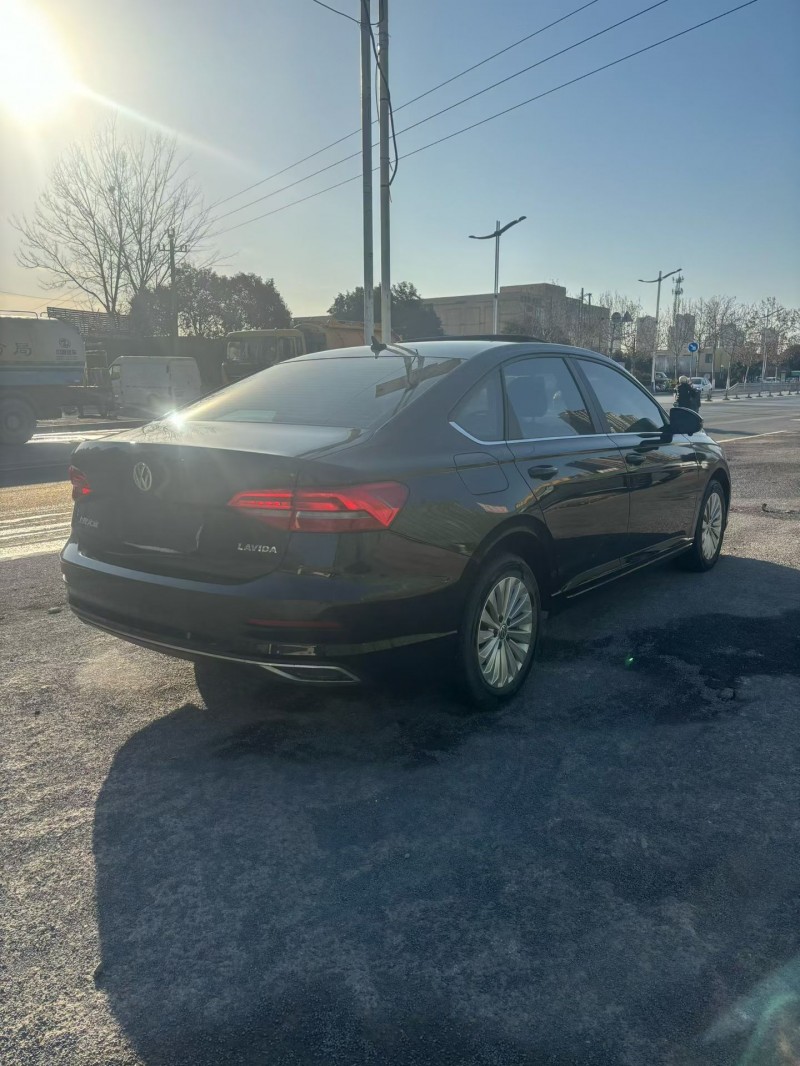 菏泽20年大众朗逸6