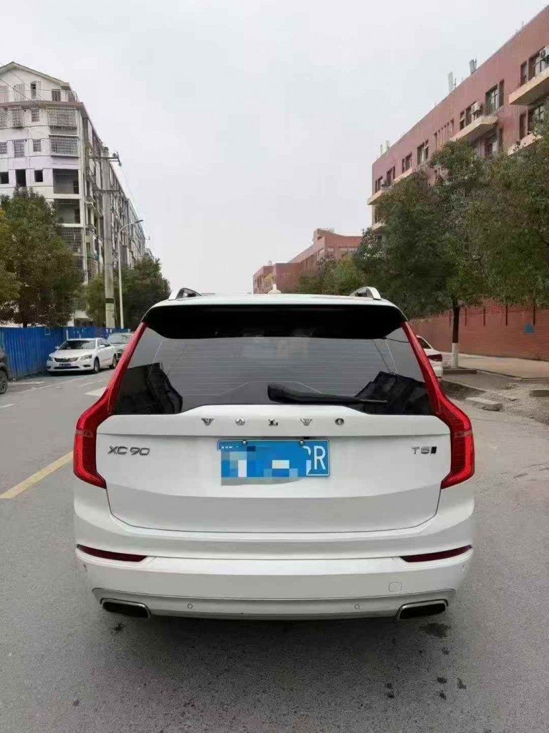 桂林18年沃尔沃XC909
