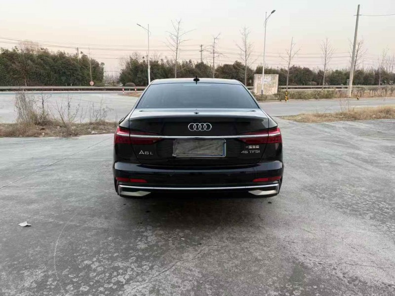 徐州23年奥迪A6L9