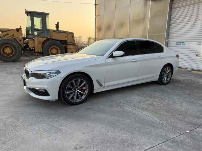 徐州18年宝马5系3