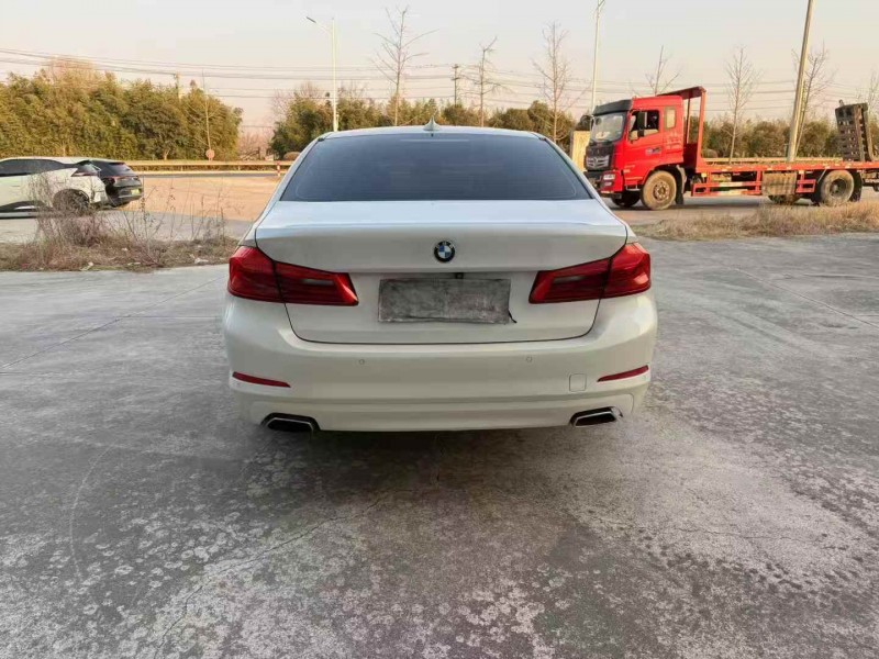 徐州18年宝马5系9