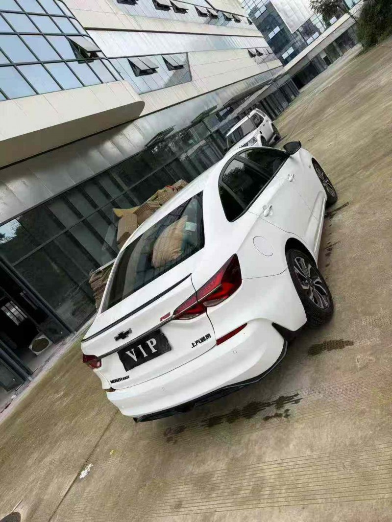 乐山21年雪佛兰科鲁泽6