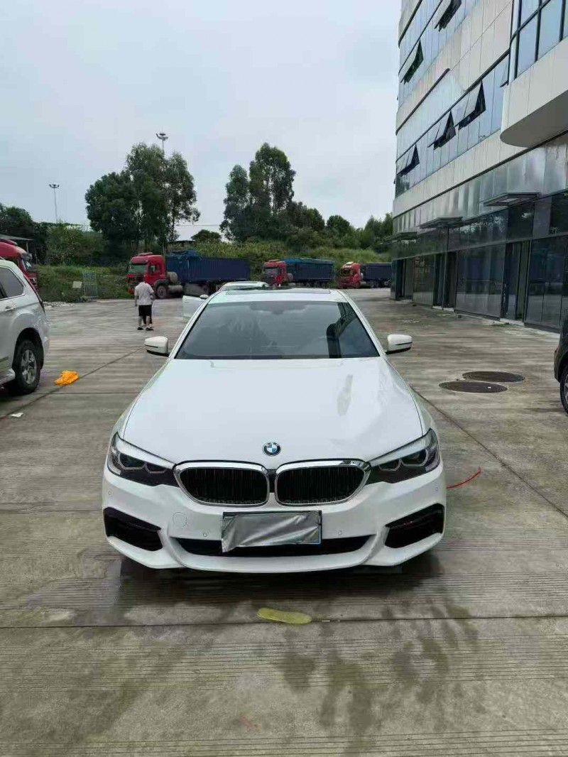 乐山18年宝马5系1