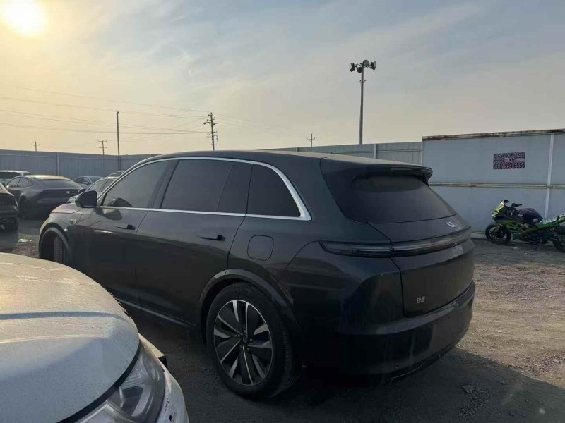 乌鲁木齐24年理想L76