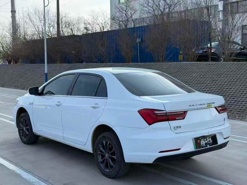 东营23年比亚迪秦7