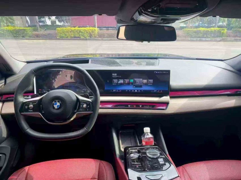 南平24年宝马5系6