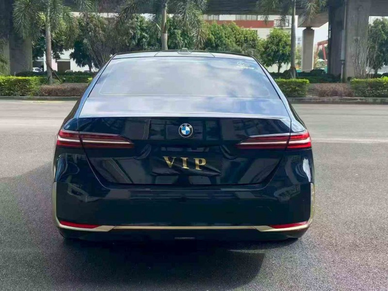 南平24年宝马5系9