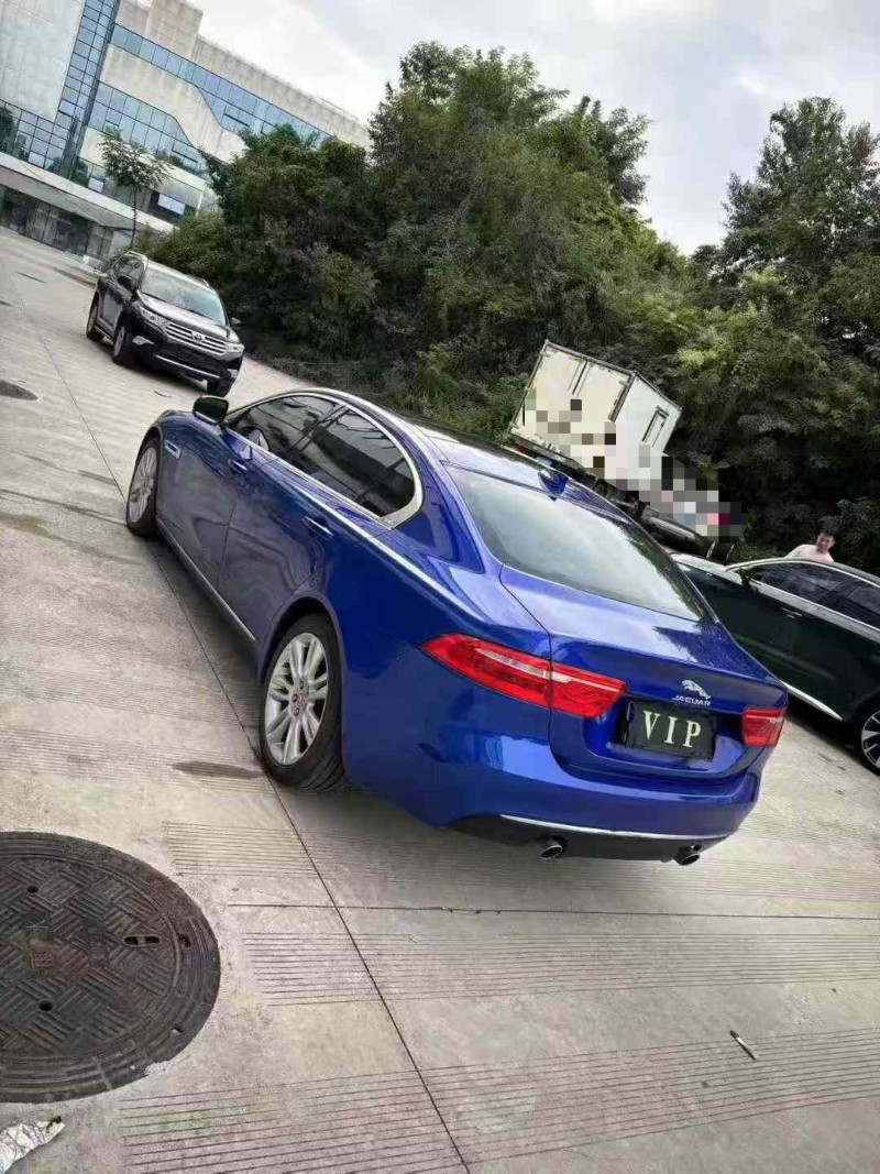 乐山18年捷豹XEL5