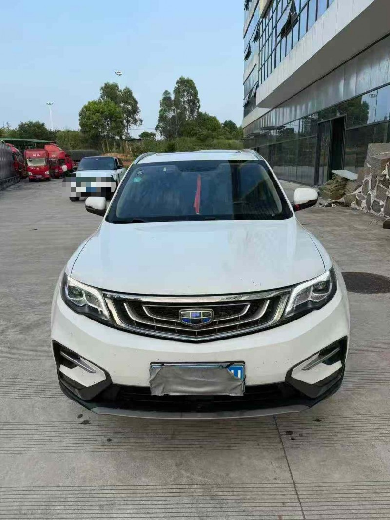 乐山19年吉利博越1