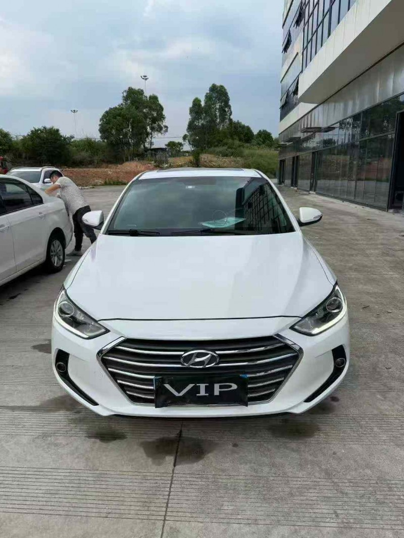 乐山18年现代领动1