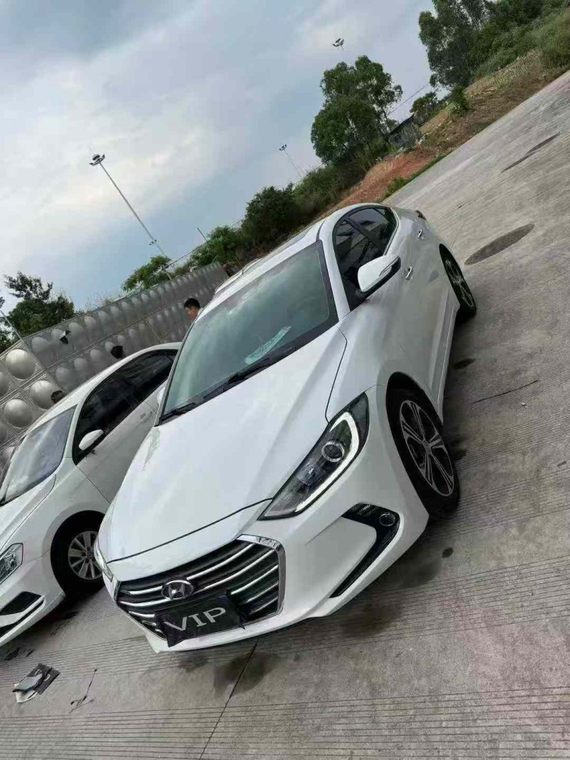 乐山18年现代领动2