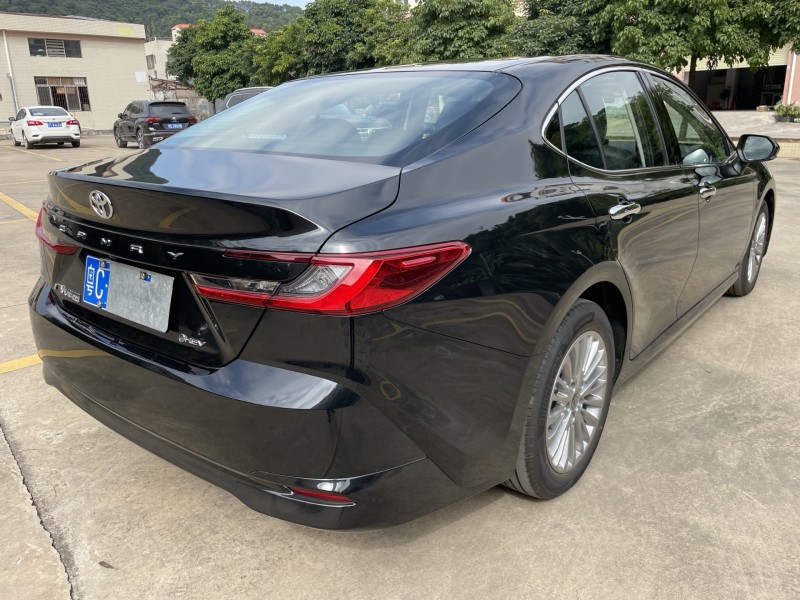 中山25年丰田凯美瑞3