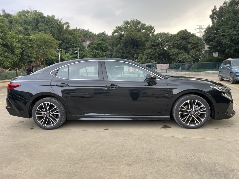 中山25年丰田凯美瑞2