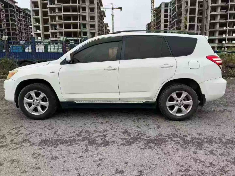 钦州11年丰田RAV4荣放6