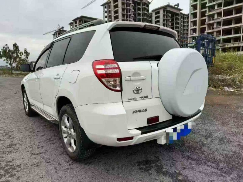 钦州11年丰田RAV4荣放8