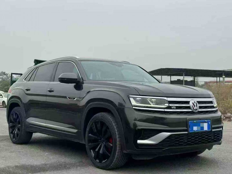 钦州19年大众途昂3