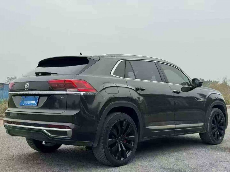 钦州19年大众途昂7