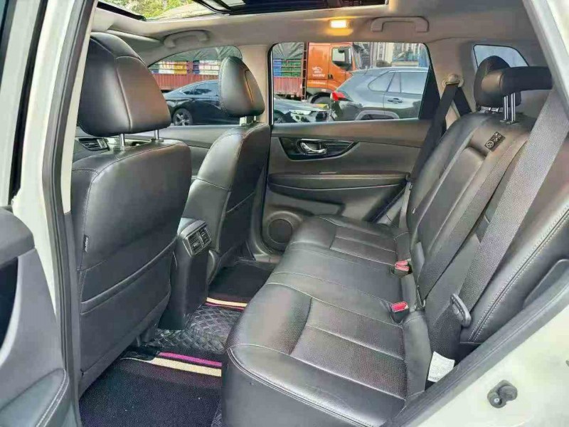 江门19年日产奇骏4