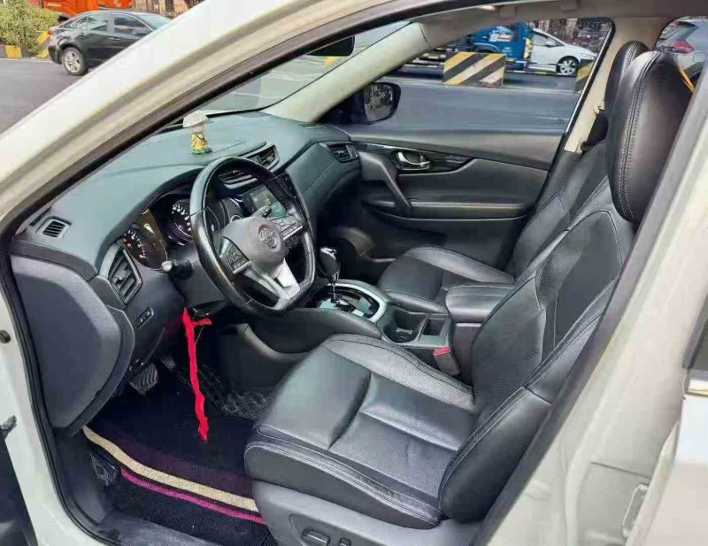 江门19年日产奇骏5