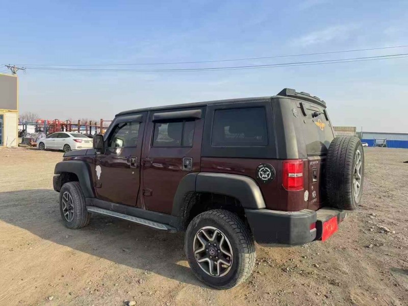 乌鲁木齐18年北京BJ405