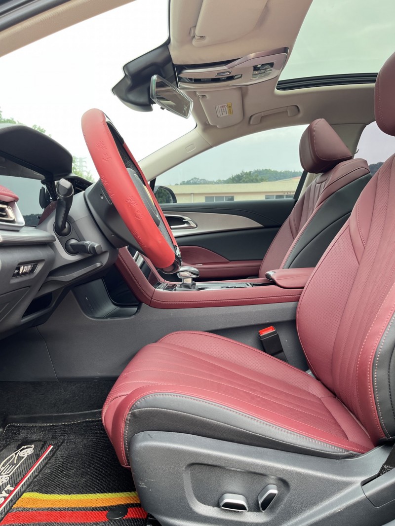 中山24年紅旗H58