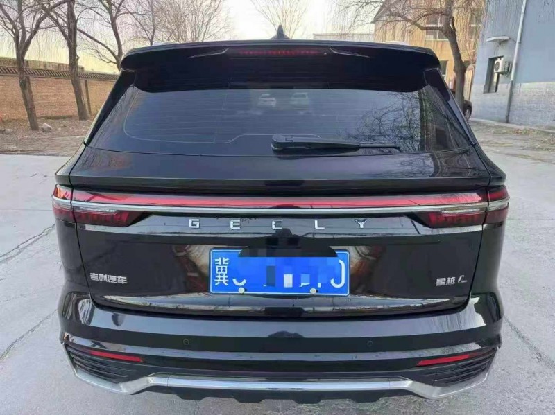 保定22年吉利星越9