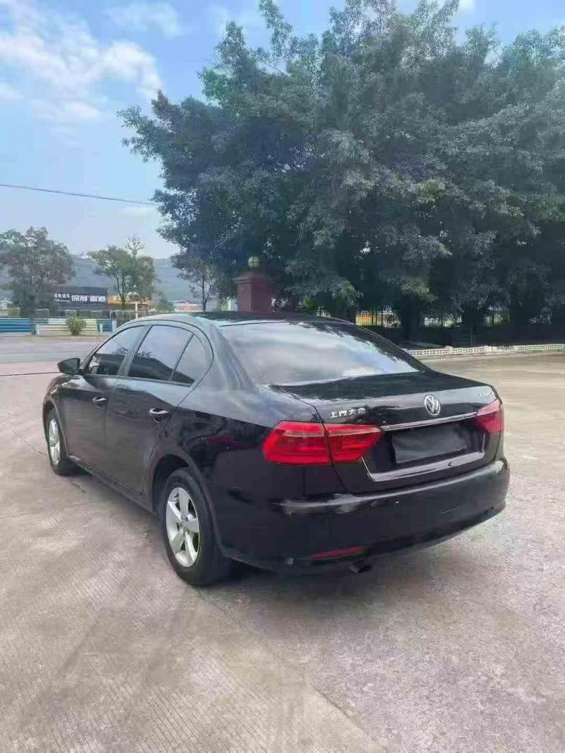 三明17年大众朗逸8