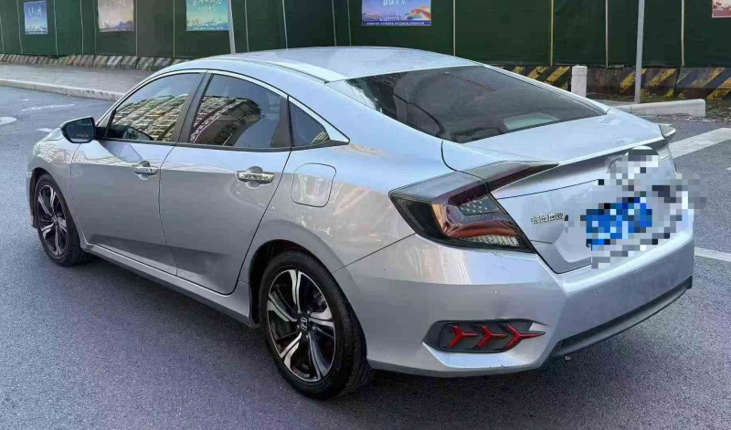 江门18年本田思域8