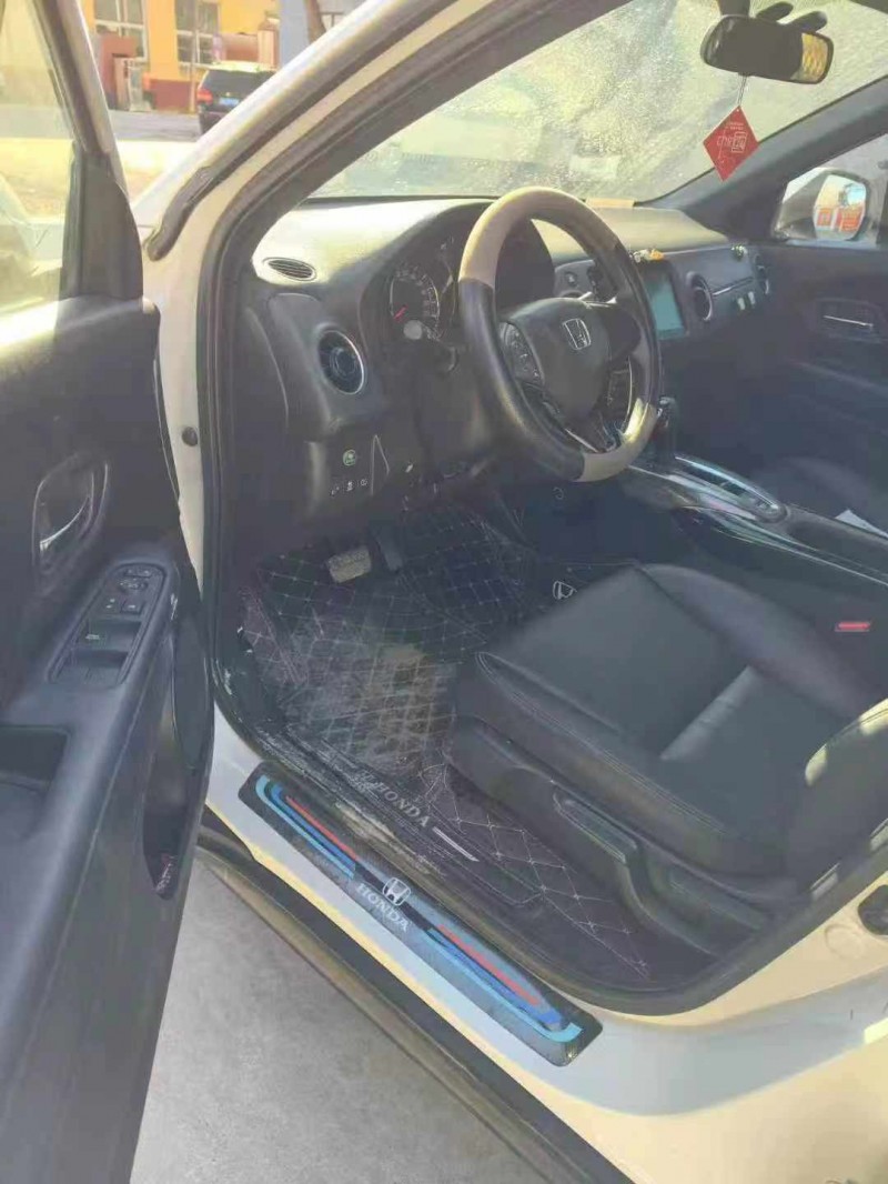 保定21年本田XRV4