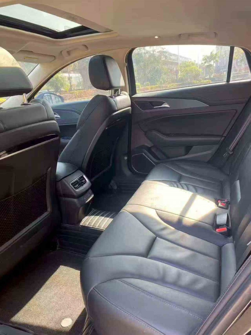 龍巖22年紅旗H55