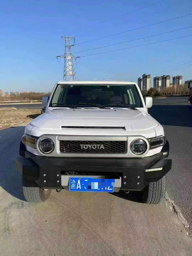 保定19年丰田兰德酷路泽1