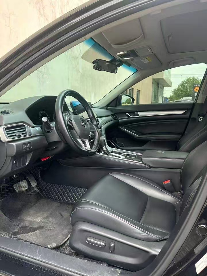 营口22年本田雅阁3