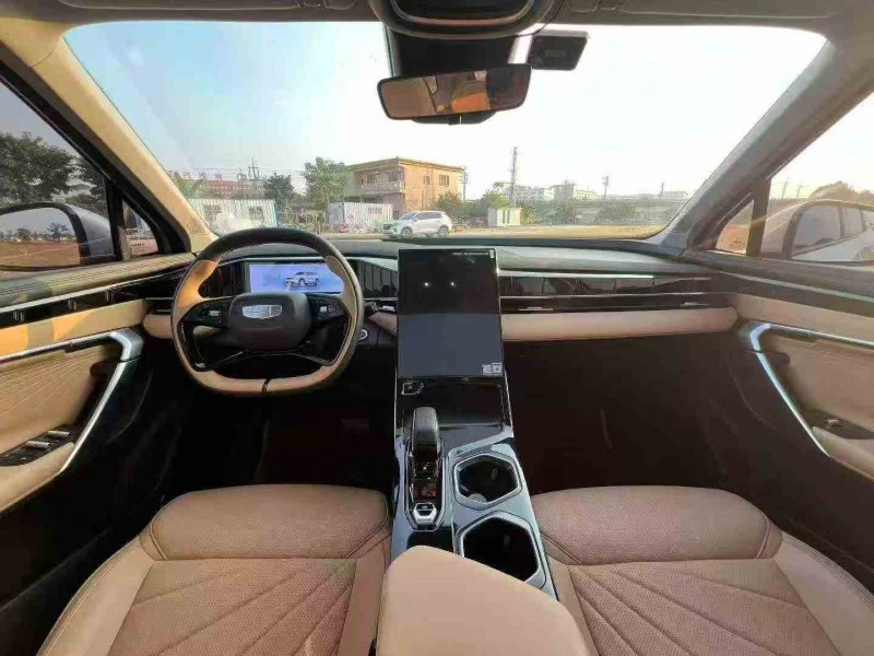 江门24年吉利博越5