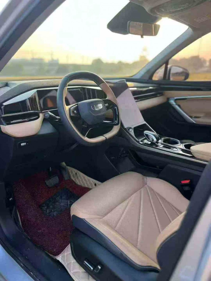 江门24年吉利博越9