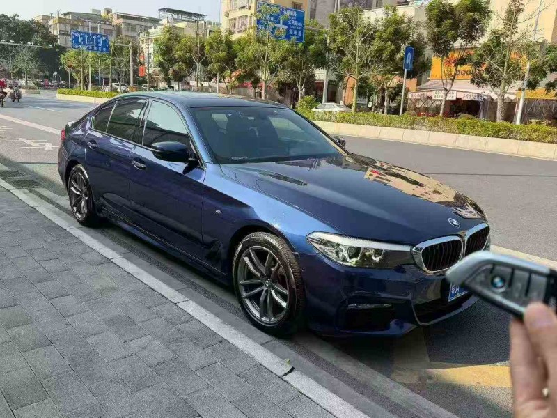 湛江18年宝马5系3