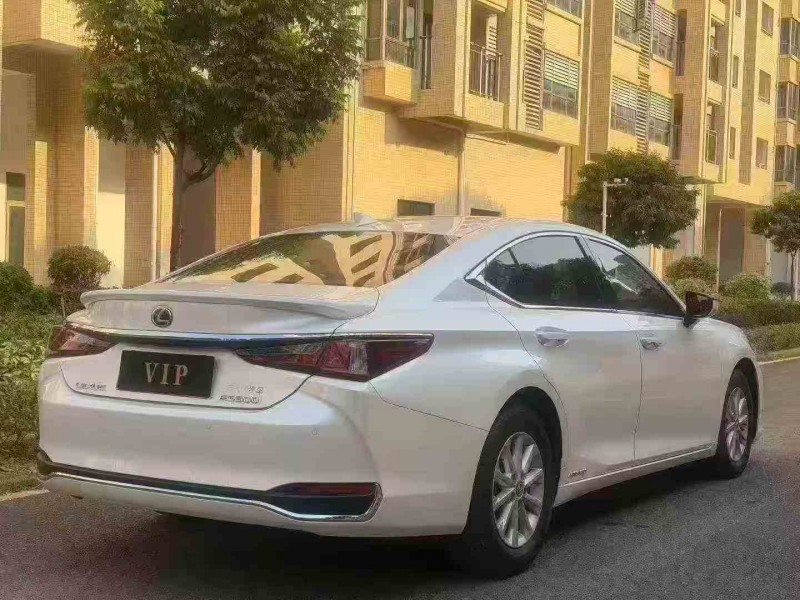 湛江20年雷克薩斯ES7