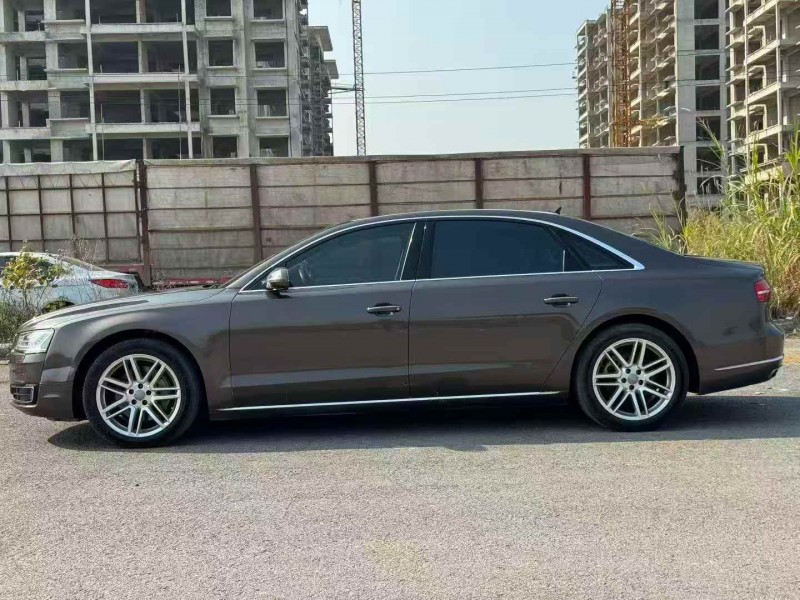 衡阳18年奥迪A8L5