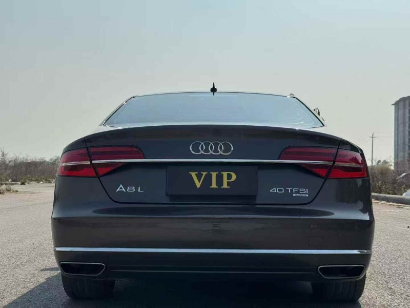 衡阳18年奥迪A8L9