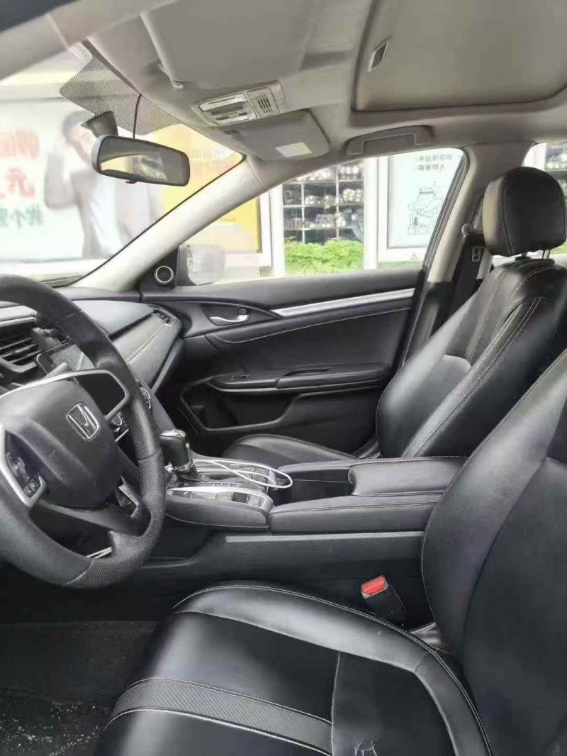 广州17年本田思域5