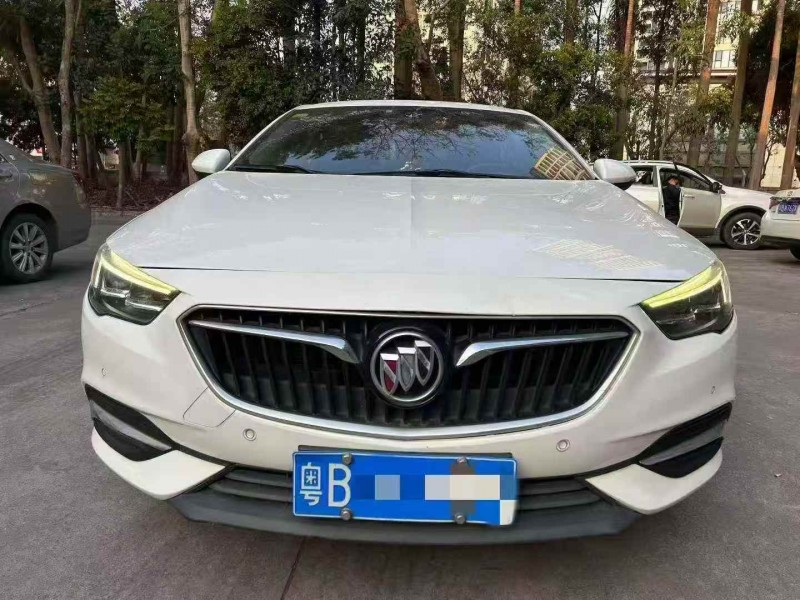 广州18年别克君威1