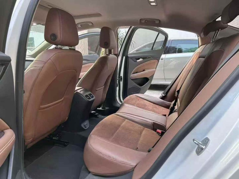 广州18年别克君威5