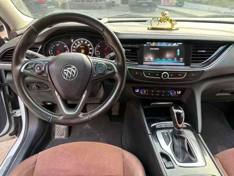 广州18年别克君威7